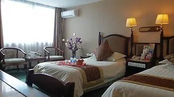 Red Coral Hotel Henan Zhengzhou 4*,